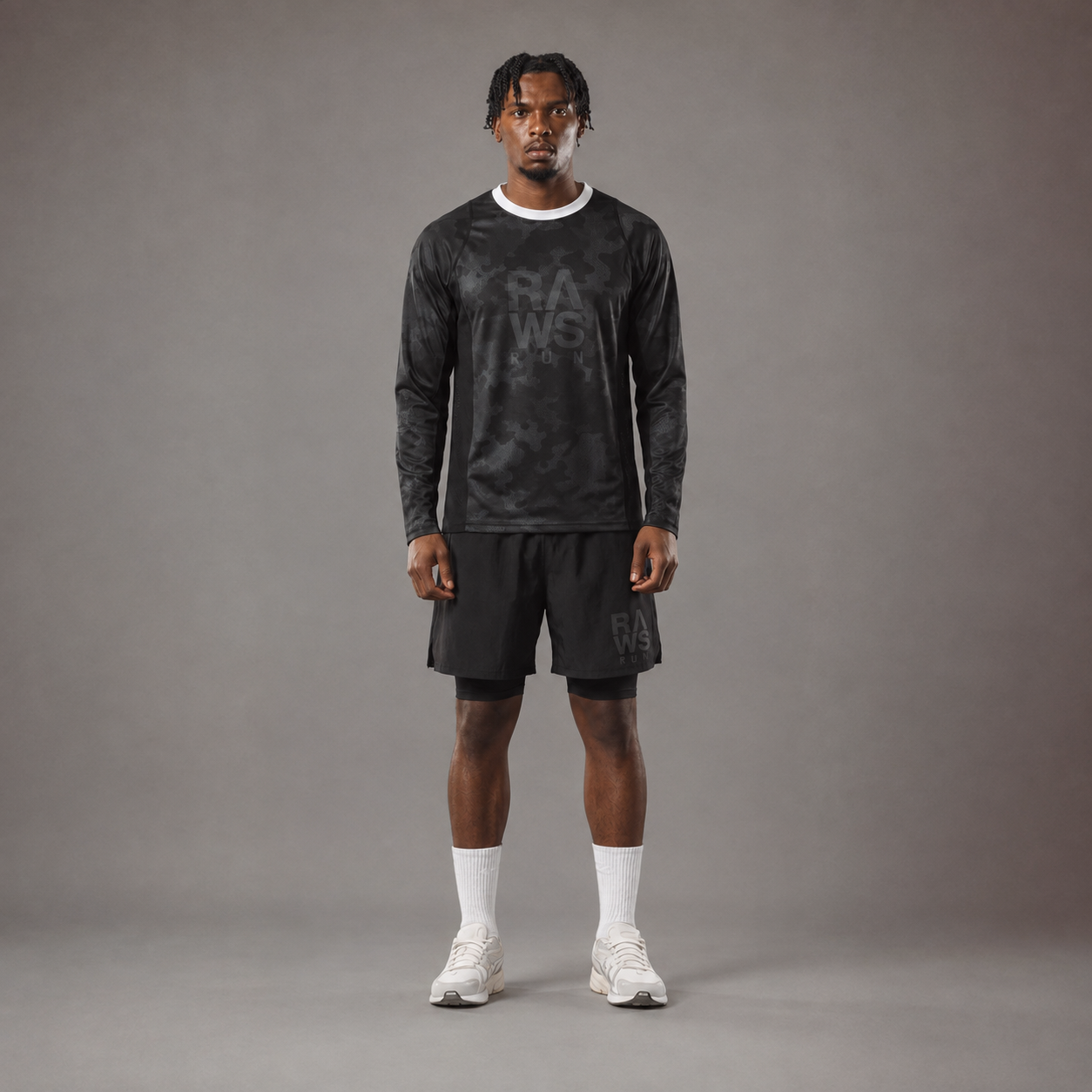 Camiseta de manga larga de camuflaje para hombre RAWS para correr - Negra | Ropa deportiva de alto rendimiento para correr