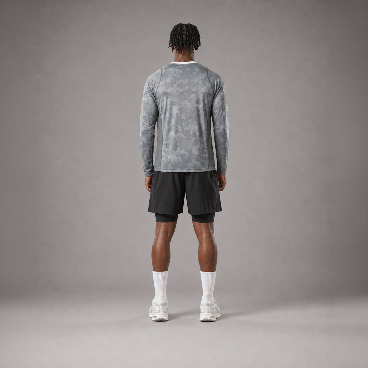 Camiseta de manga larga de running para hombre RAWS con estampado de camuflaje - Gris | Ropa deportiva de alto rendimiento para correr