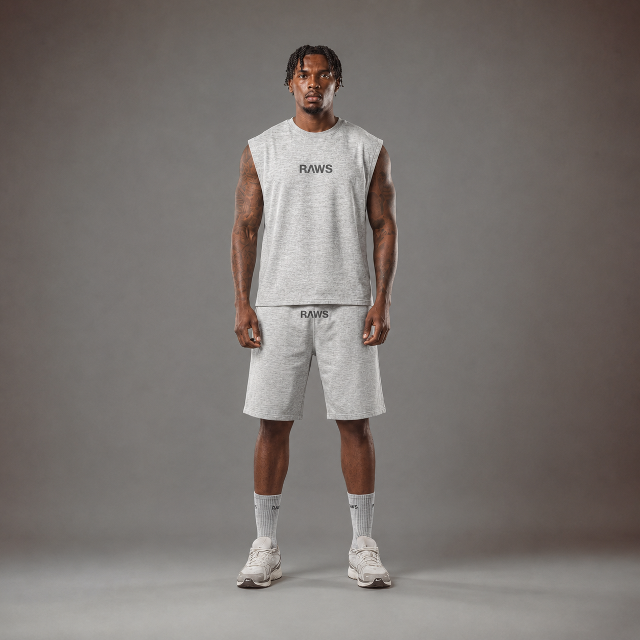 Camiseta sin mangas RAWS Men's Essentials - Gris | Ropa deportiva de alta calidad para el día a día