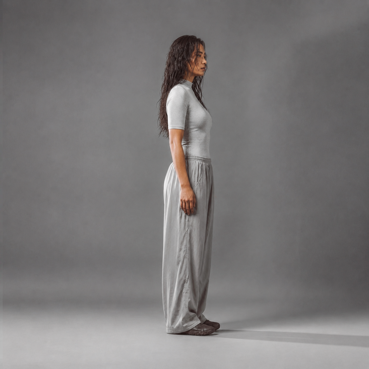 RAWS Women's Short Sleeve T-Shirt - Grey | Women's Performance Activewear
