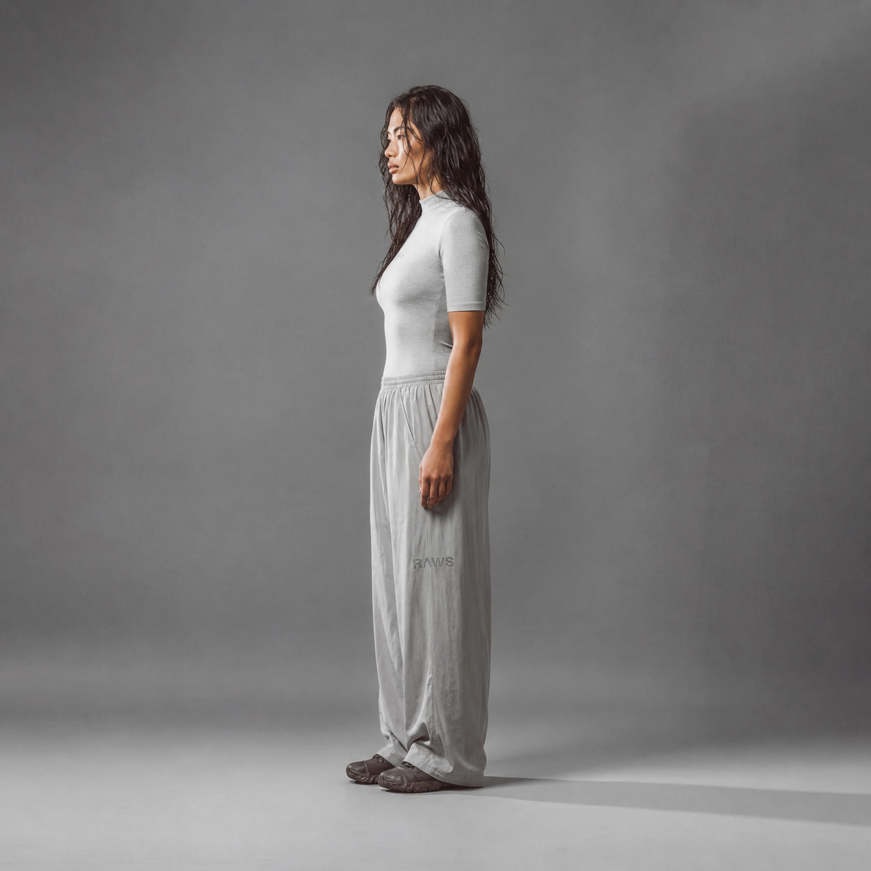 RAWS Women's Short Sleeve T-Shirt - Grey | Women's Performance Activewear