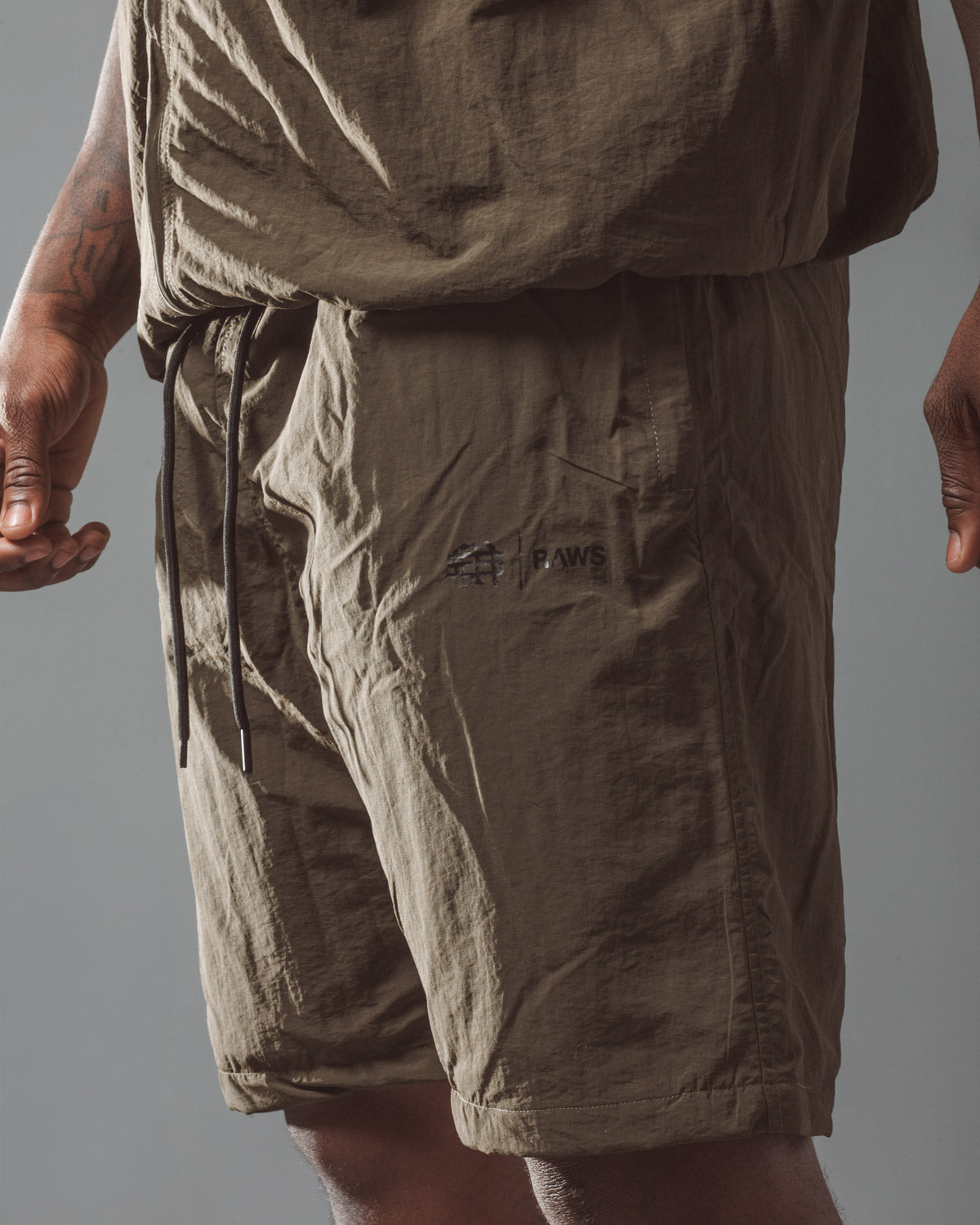 RAWS Warm Up Track Shorts : Khaki Green