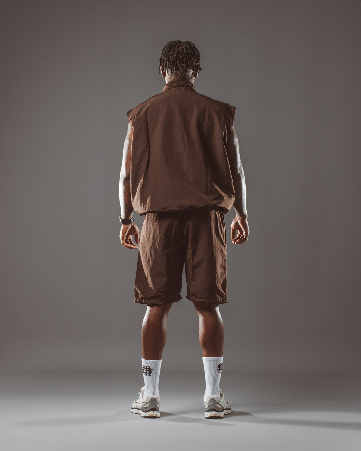 RAWS Warm Up Track Vest : Brown