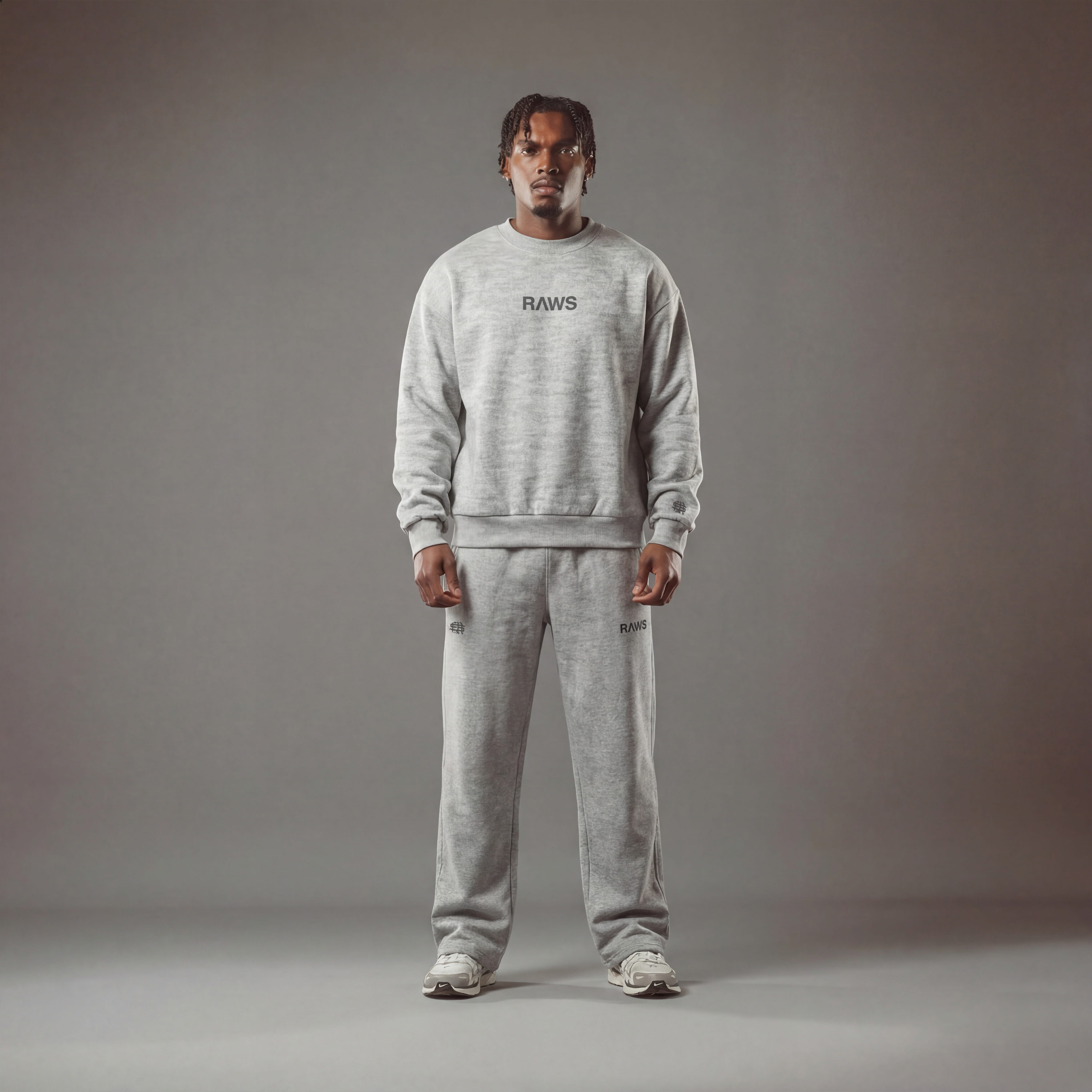 RAWS ESSENTIALS+ CREW SWEATER : GREY