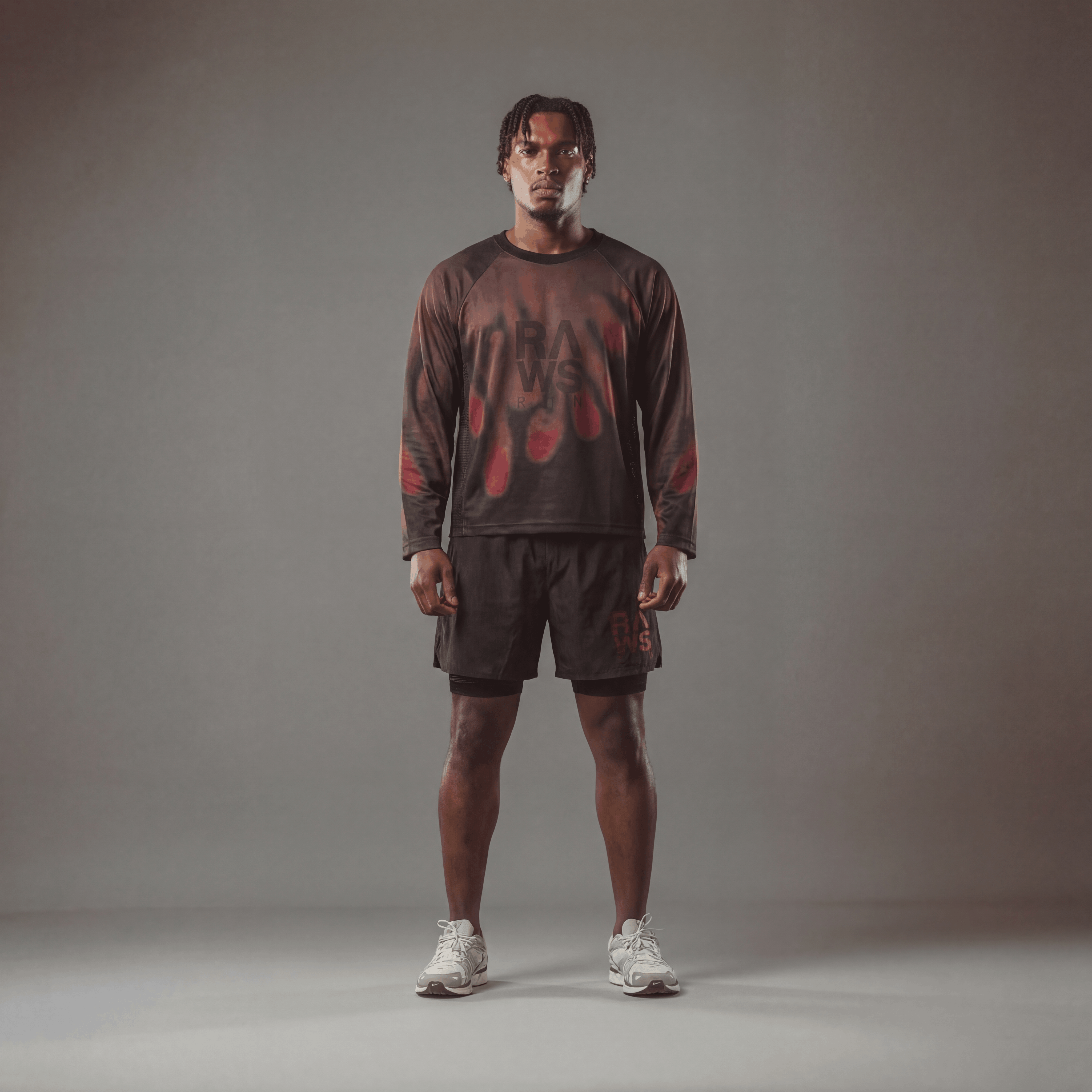 RAWS RUNNING WARM UP LONG SLEEVE T-SHIRT : BLACK / RED